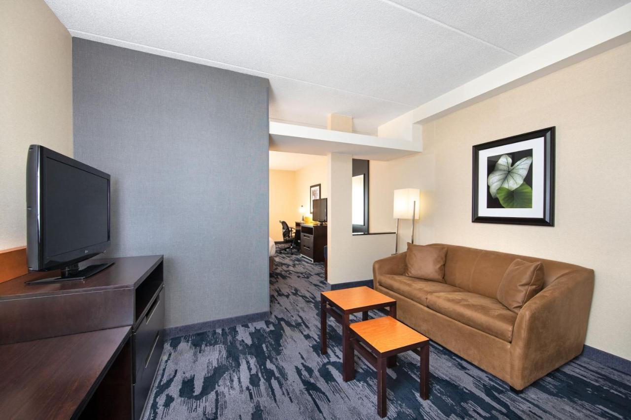 Fairfield Inn & Suites By Marriott Toronto Mississauga Zewnętrze zdjęcie