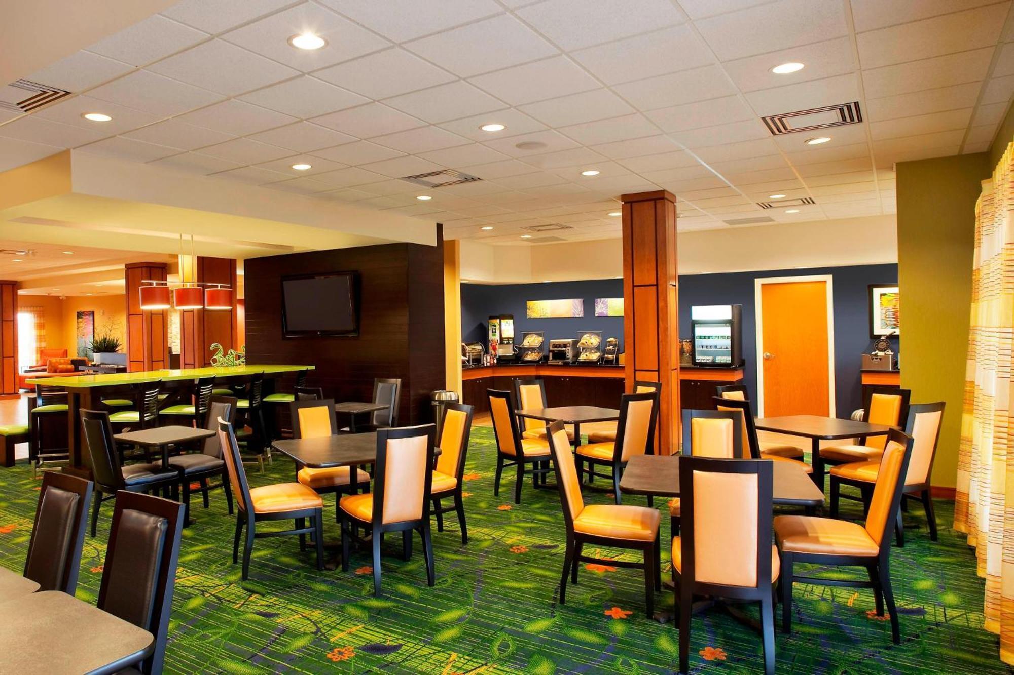 Fairfield Inn & Suites By Marriott Toronto Mississauga Zewnętrze zdjęcie