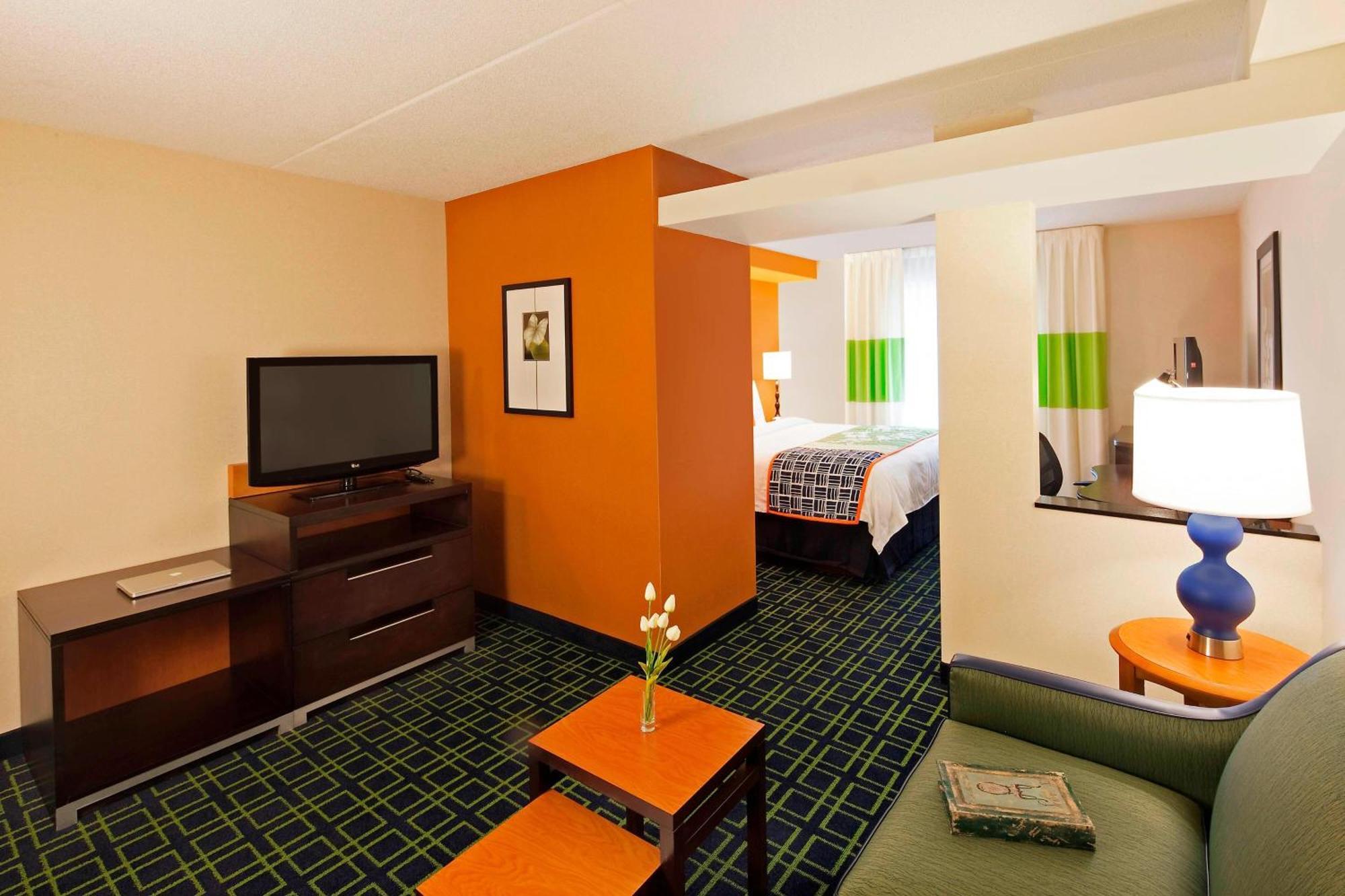 Fairfield Inn & Suites By Marriott Toronto Mississauga Zewnętrze zdjęcie