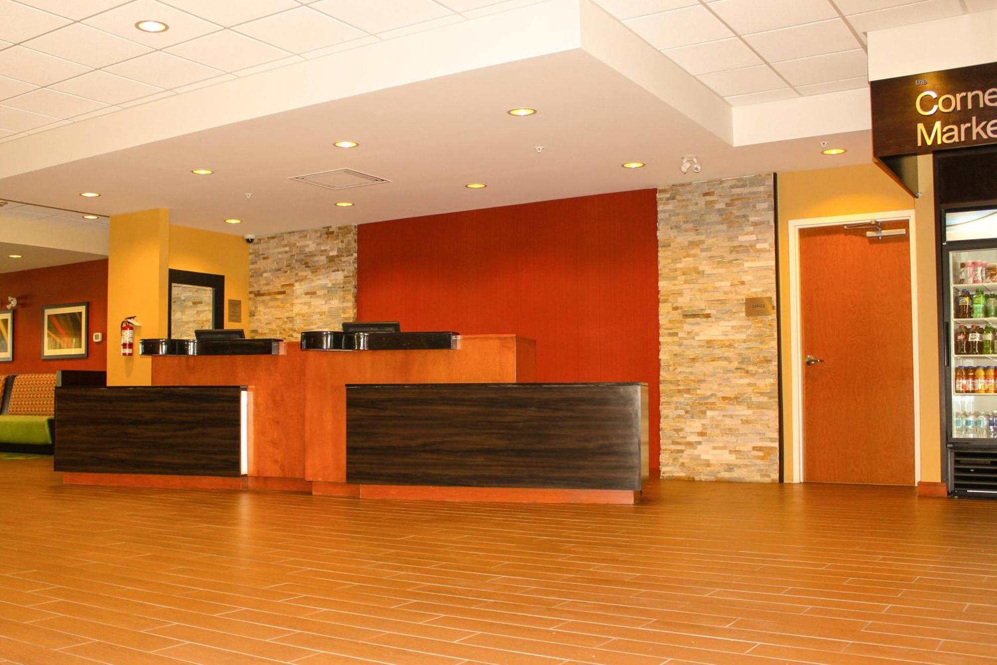 Fairfield Inn & Suites By Marriott Toronto Mississauga Zewnętrze zdjęcie
